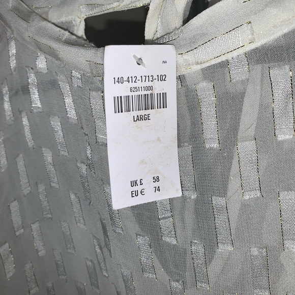 SALE! Abercrombie and Fitch sheer blouse - Picture 4 of 5